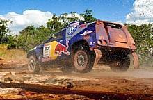 Carlos Sainz und Lucas Cruz Senra führen im VW Race Touareg die Gesamtwertung an. Foto: Auto-Reporter/Volkswagen